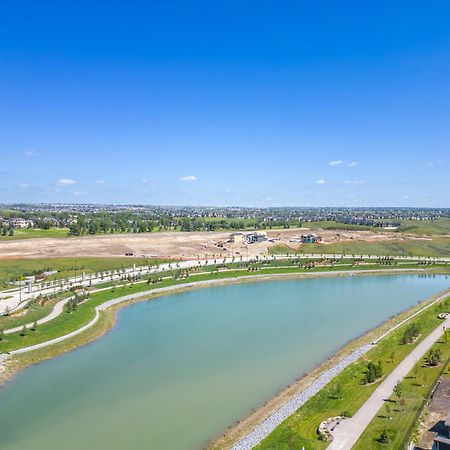 Cozy Rockland Park Unit+Parking Appartement YYC Buitenkant foto
