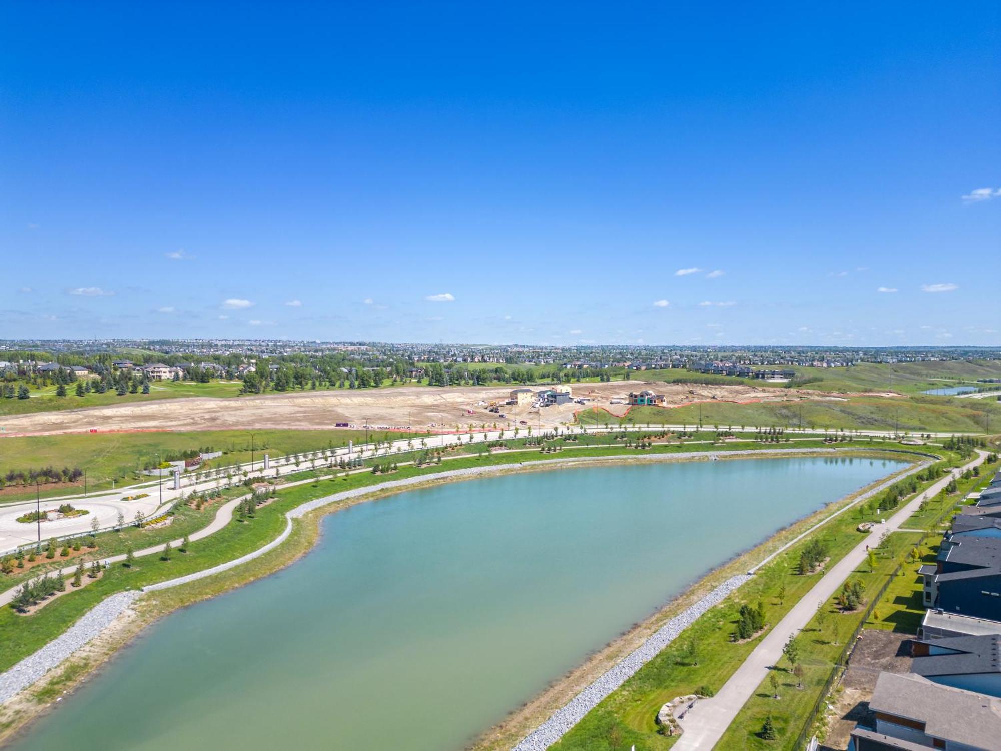 Cozy Rockland Park Unit+Parking Appartement YYC Buitenkant foto