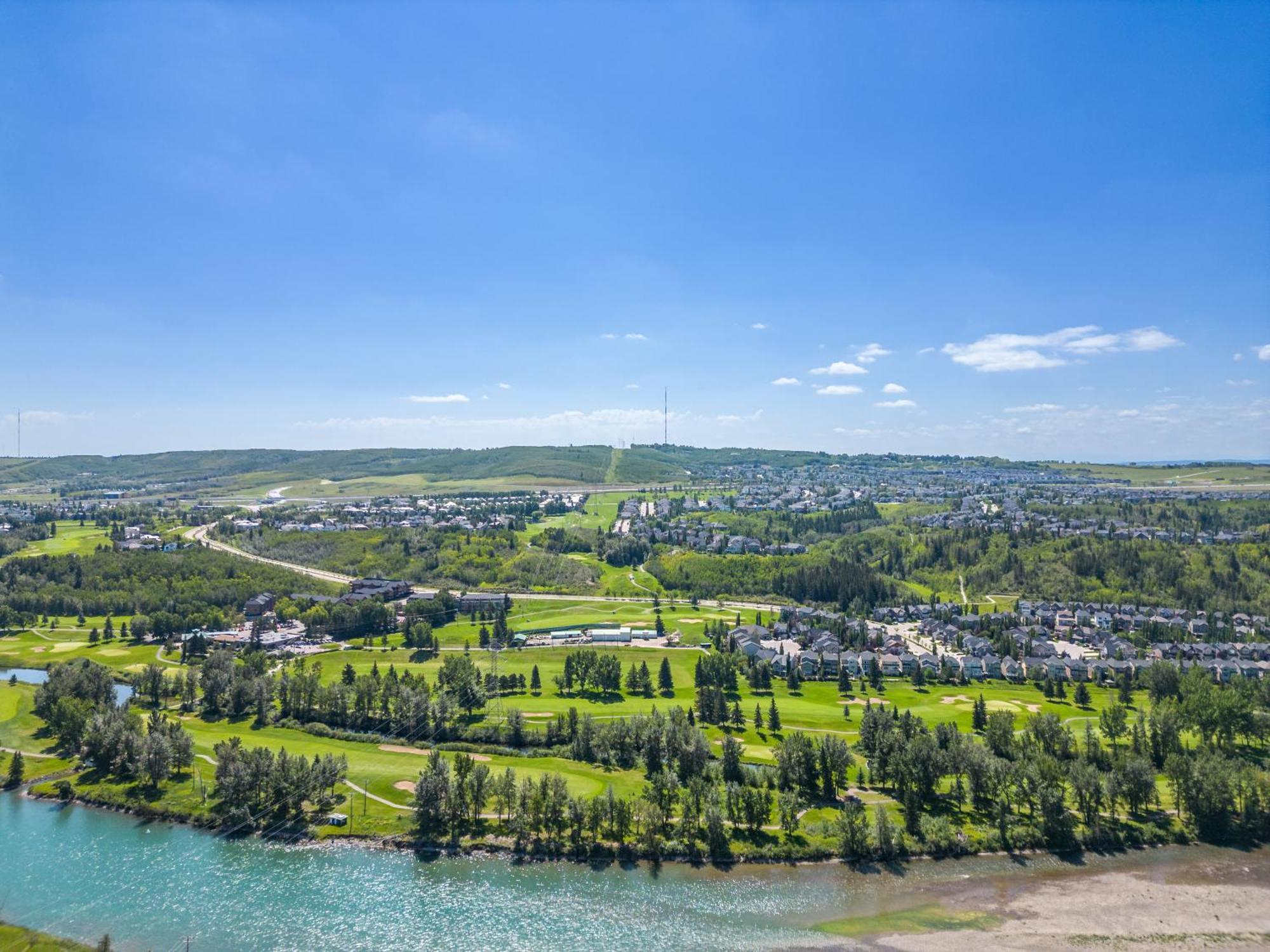 Cozy Rockland Park Unit+Parking Appartement YYC Buitenkant foto
